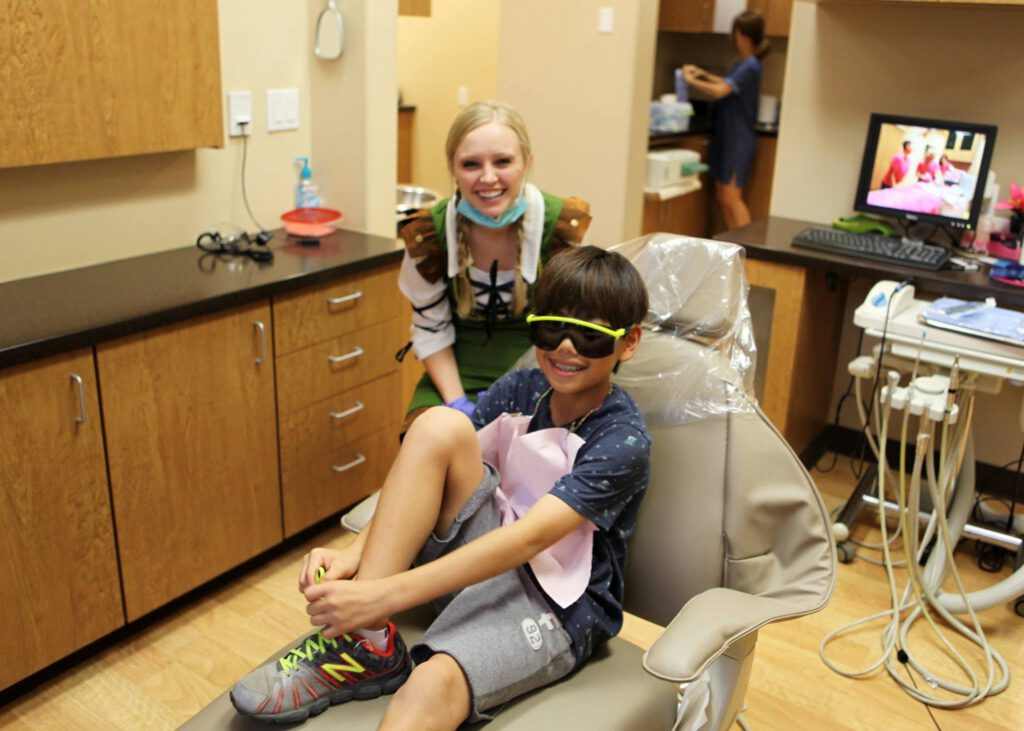 A young child at a routine dental check-up